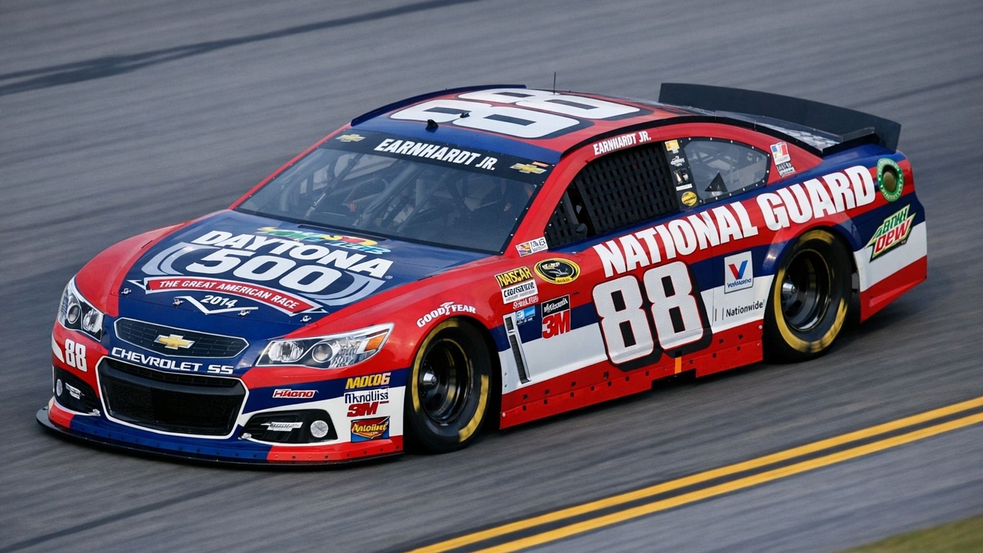 Dale Jrs Dayton 500 car