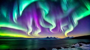 Northern lights, night sky, icy ocean