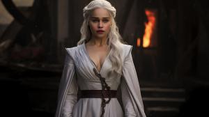 Daenerys targaryen como un vengadora con su traje propio