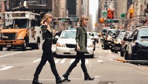 Taylor Swift in New York City looking at traffic lights? 